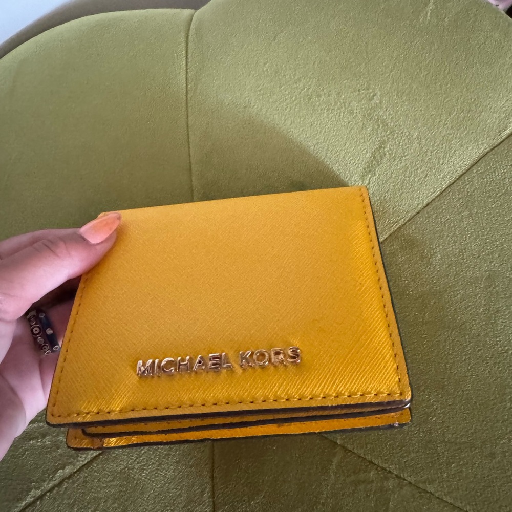 Micheal Kors wallet